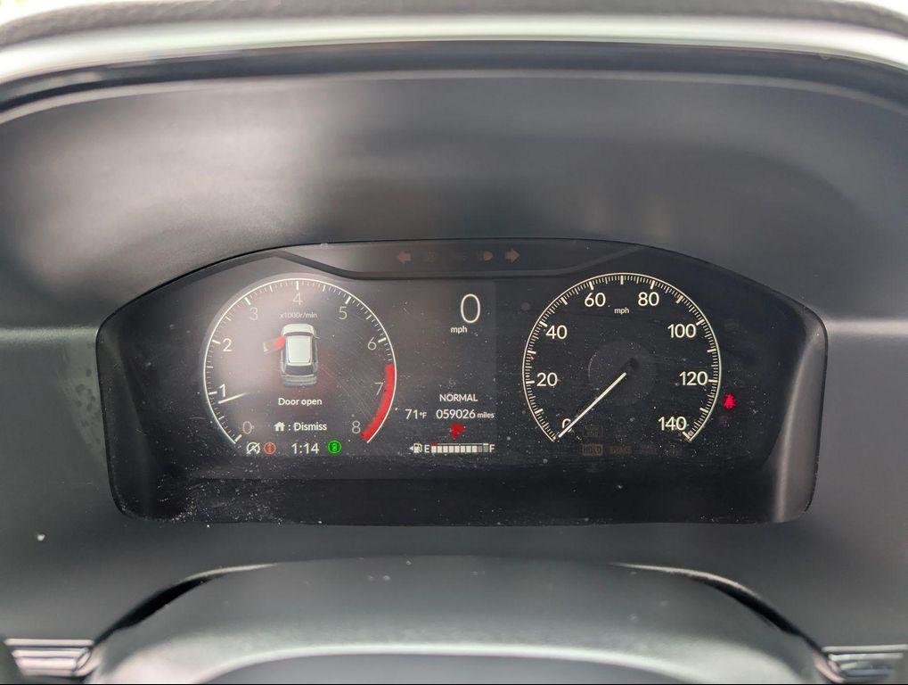 used 2024 Honda CR-V car, priced at $30,900