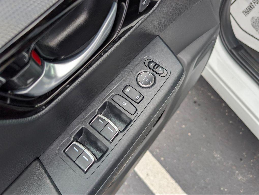 used 2024 Honda CR-V car, priced at $30,900