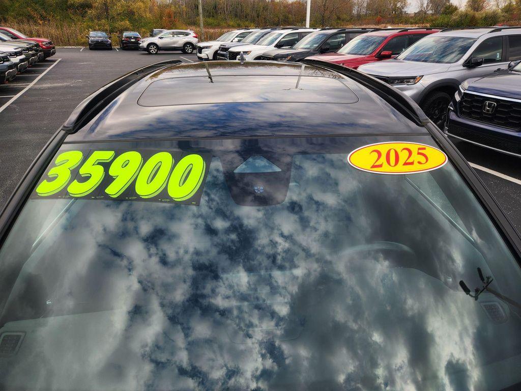 used 2025 Honda CR-V Hybrid car, priced at $35,900