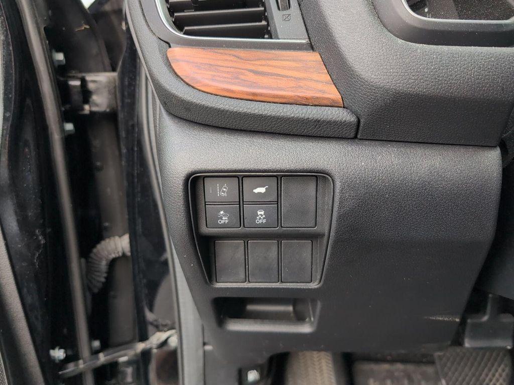 used 2018 Honda CR-V car, priced at $21,800