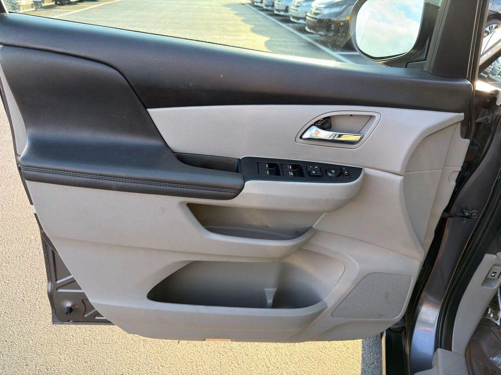 used 2015 Honda Odyssey car, priced at $14,900