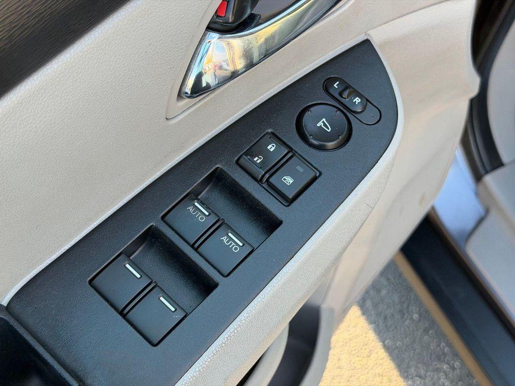 used 2015 Honda Odyssey car, priced at $14,900