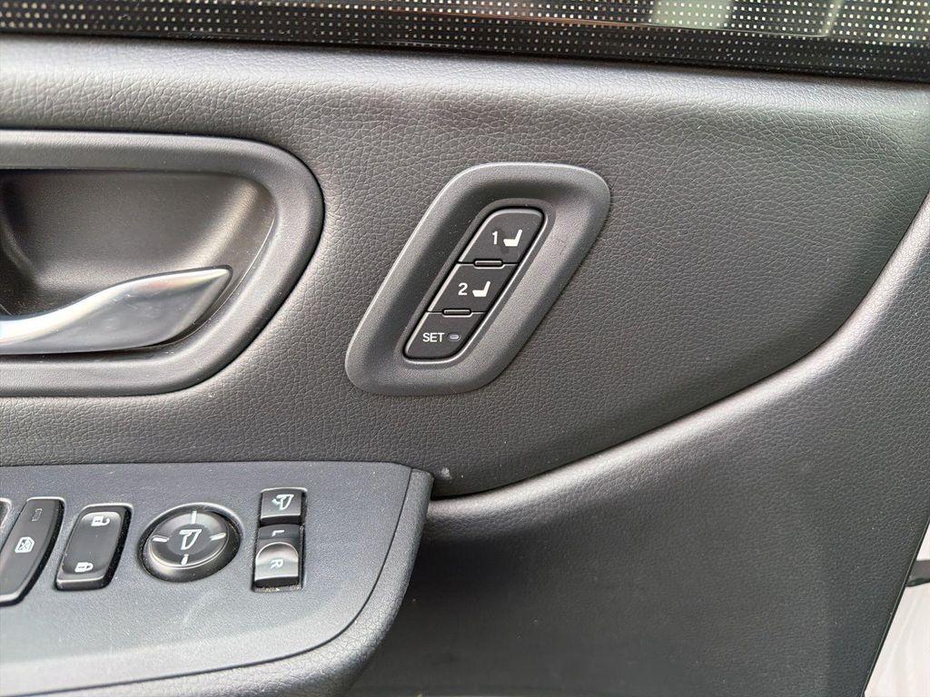 used 2023 Honda Pilot car, priced at $41,800