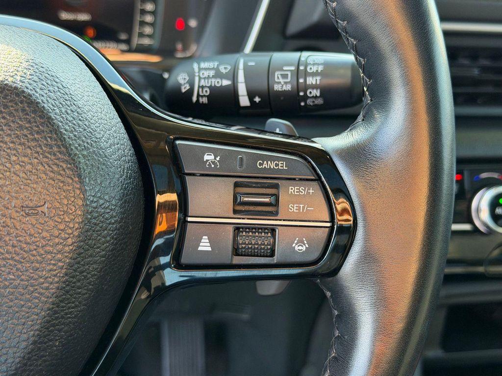 used 2023 Honda Pilot car, priced at $41,800