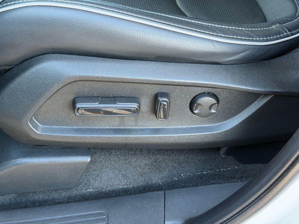 used 2023 Honda Pilot car, priced at $41,800