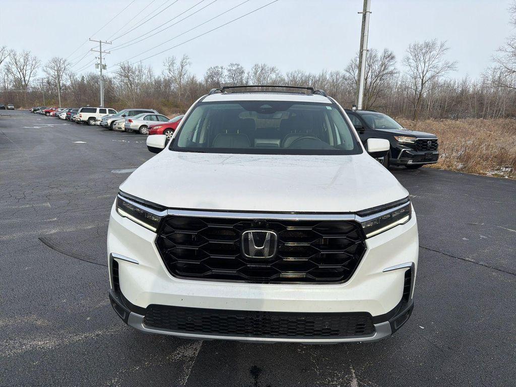 used 2023 Honda Pilot car, priced at $41,800
