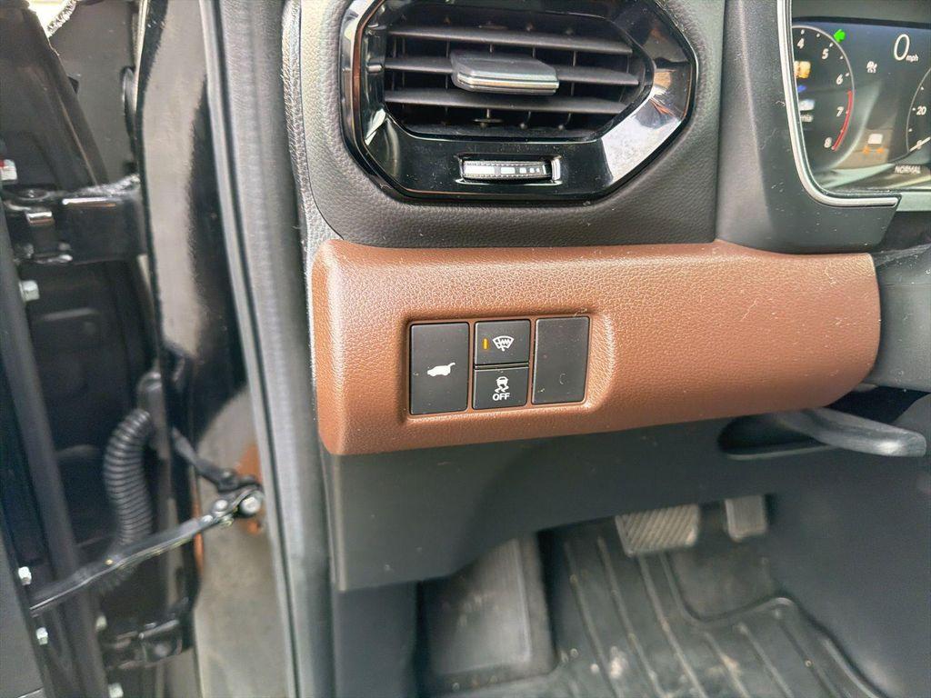 used 2023 Honda Pilot car, priced at $42,400