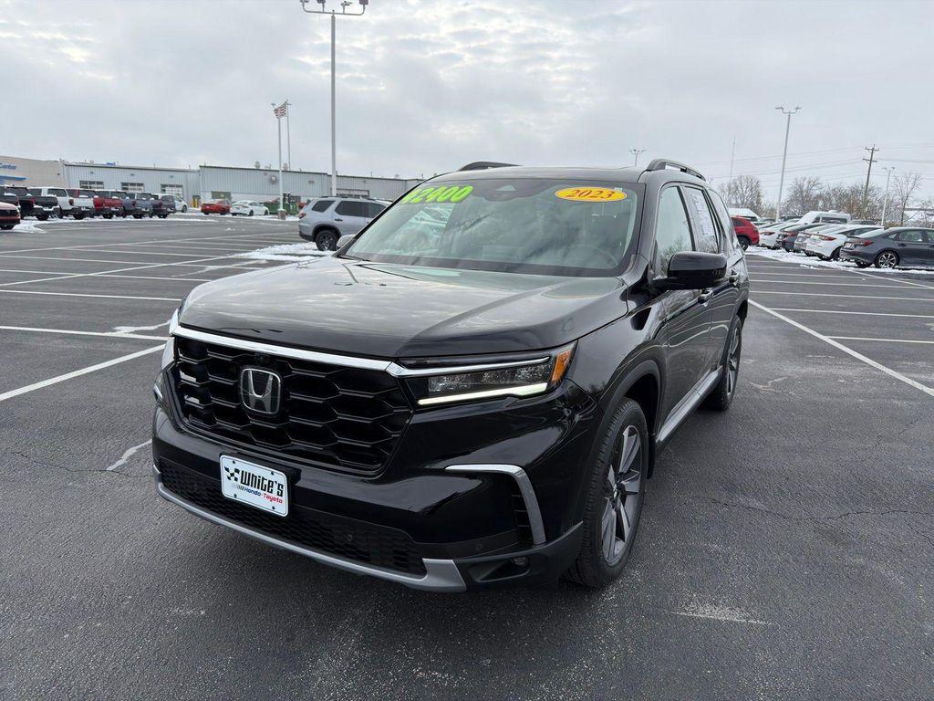 used 2023 Honda Pilot car, priced at $42,400