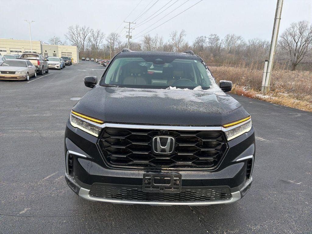 used 2023 Honda Pilot car, priced at $42,400