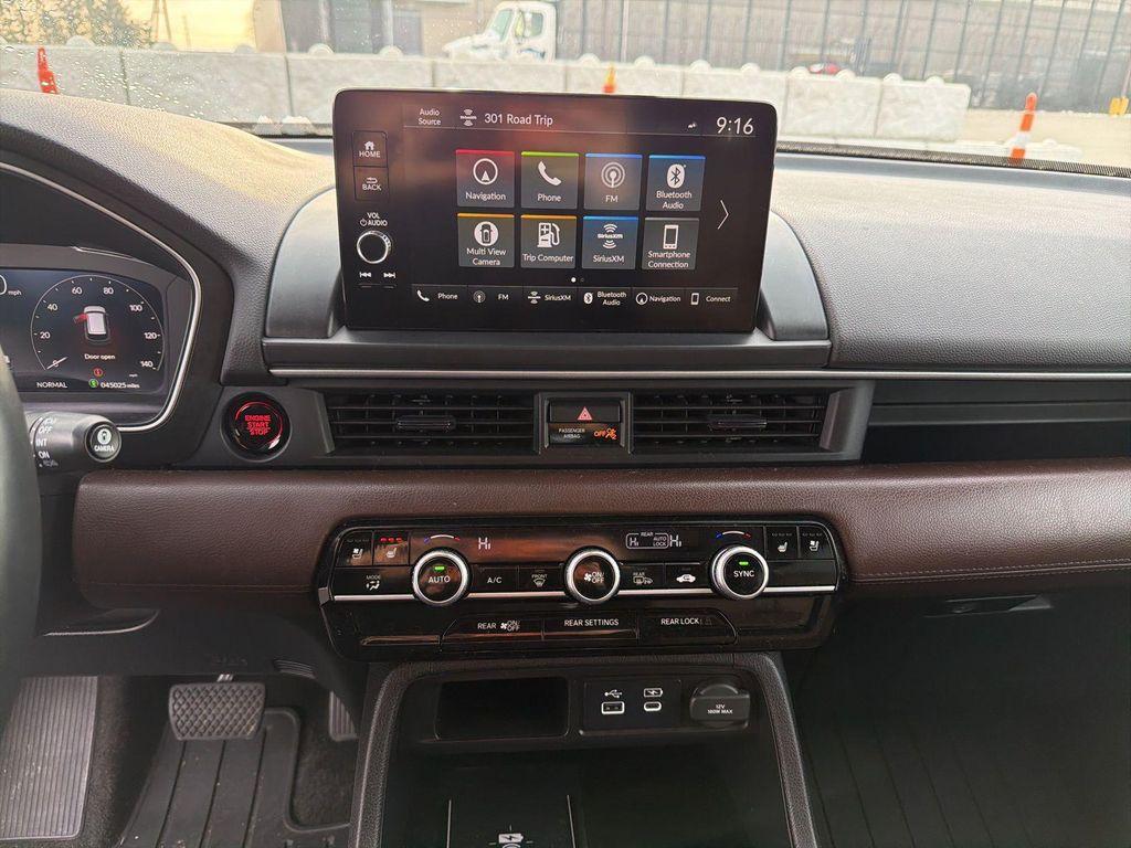 used 2023 Honda Pilot car, priced at $42,400