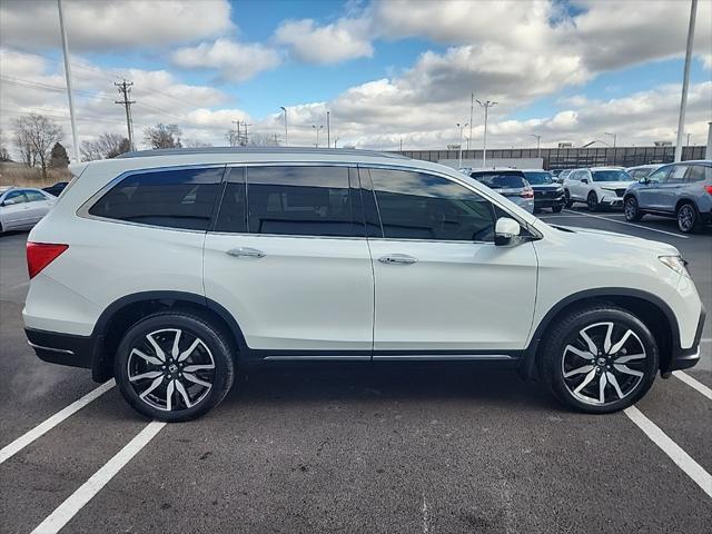 used 2022 Honda Pilot car, priced at $35,600