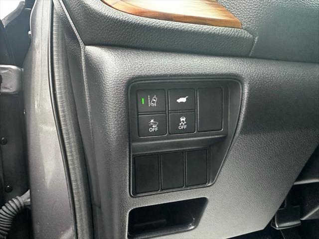used 2022 Honda CR-V car, priced at $29,900