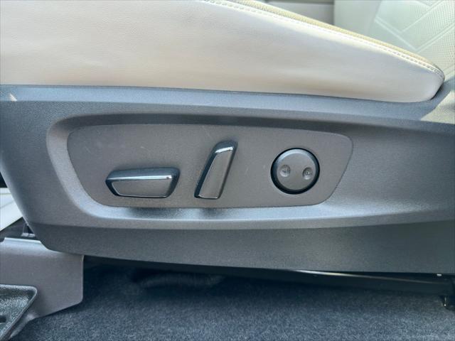 used 2022 Nissan Pathfinder car, priced at $32,900