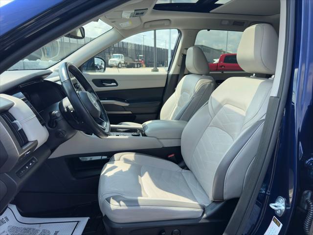 used 2022 Nissan Pathfinder car, priced at $32,900