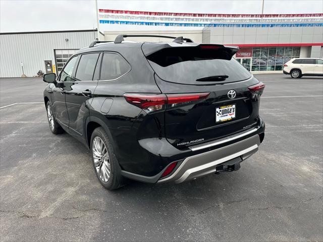new 2025 Toyota Highlander car, priced at $55,572