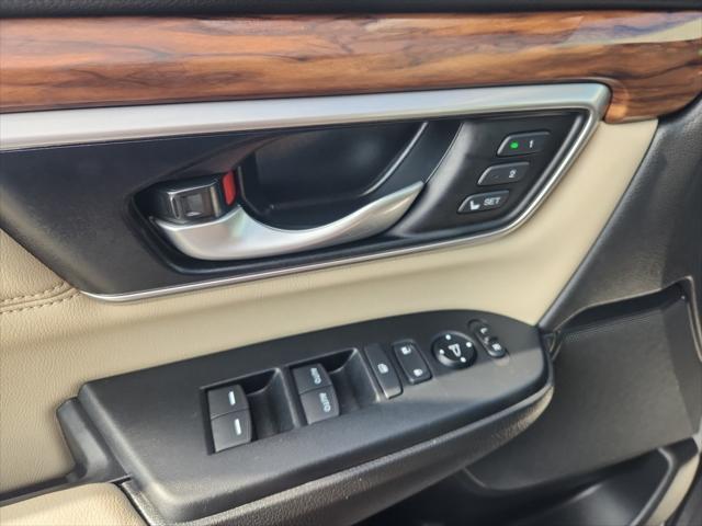 used 2022 Honda CR-V Hybrid car, priced at $30,900