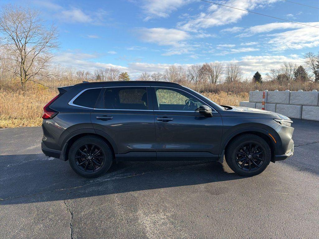 used 2023 Honda CR-V Hybrid car, priced at $28,400