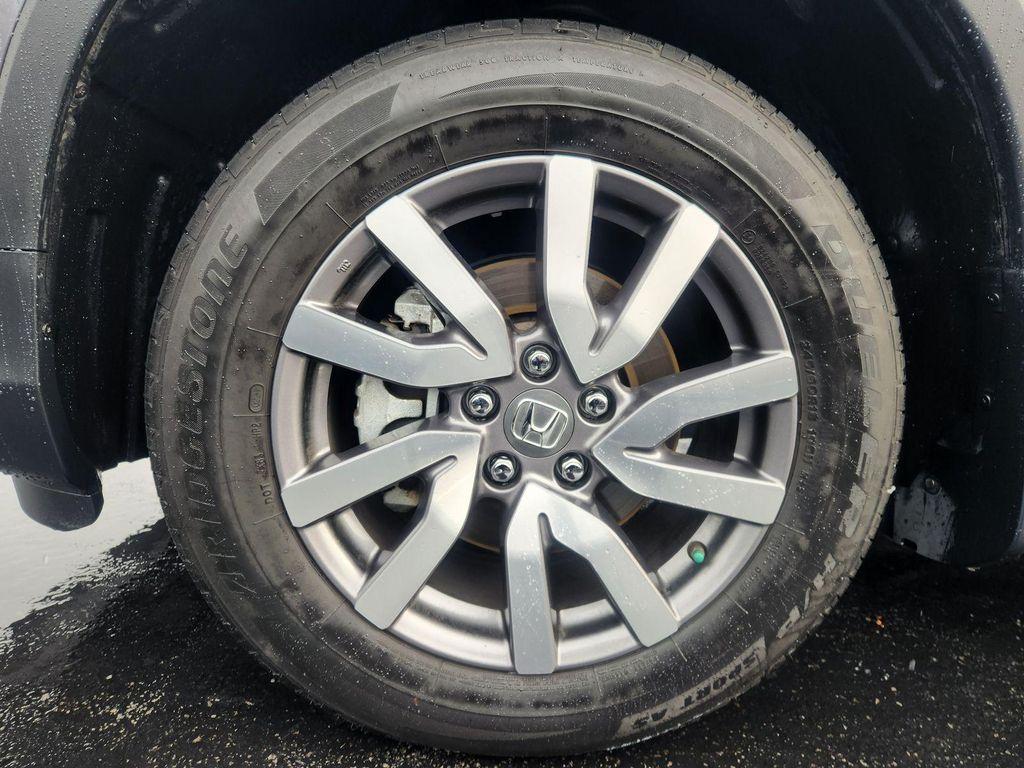 used 2021 Honda Pilot car, priced at $27,500