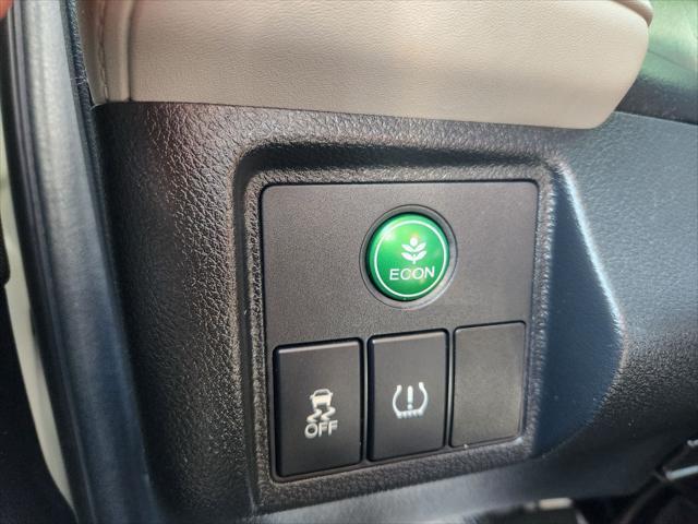 used 2022 Honda HR-V car, priced at $21,800