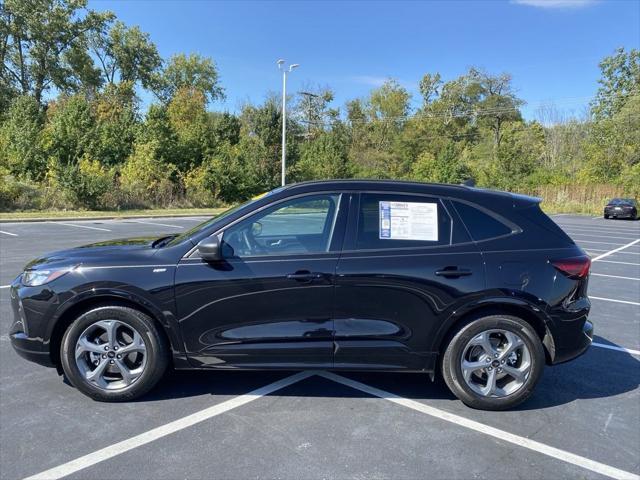 used 2023 Ford Escape car, priced at $23,900