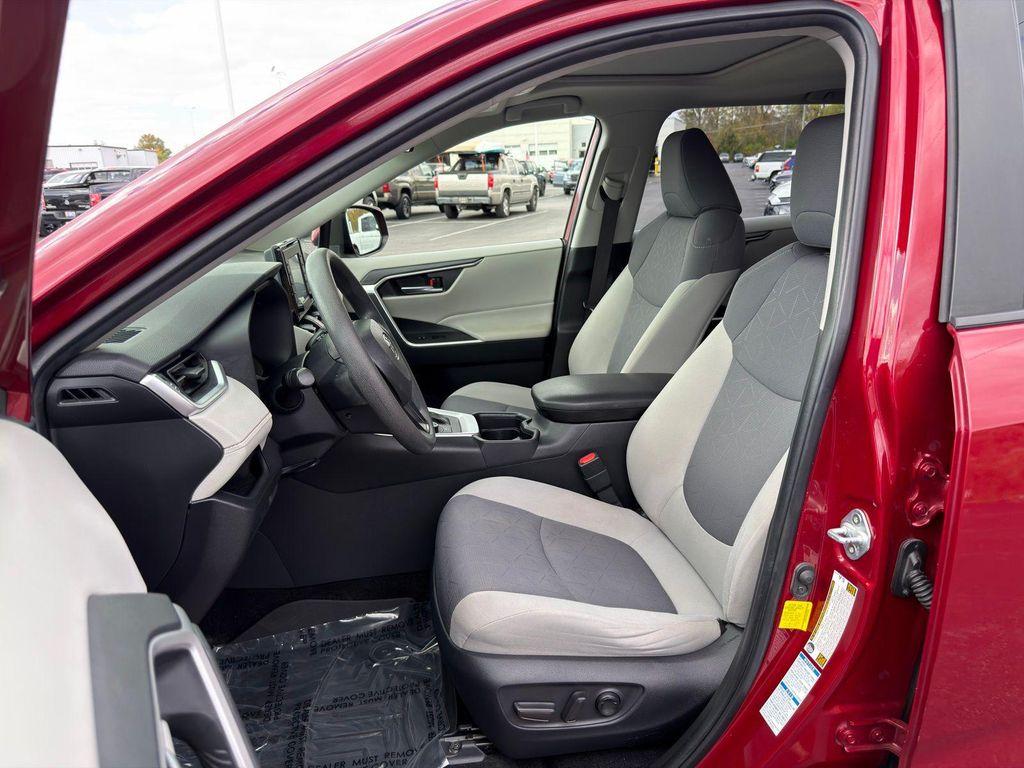 used 2019 Toyota RAV4 Hybrid car, priced at $20,900