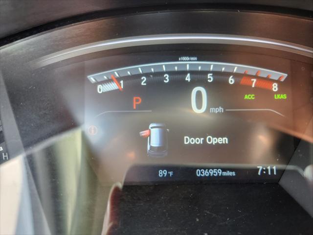 used 2020 Honda CR-V car, priced at $28,900