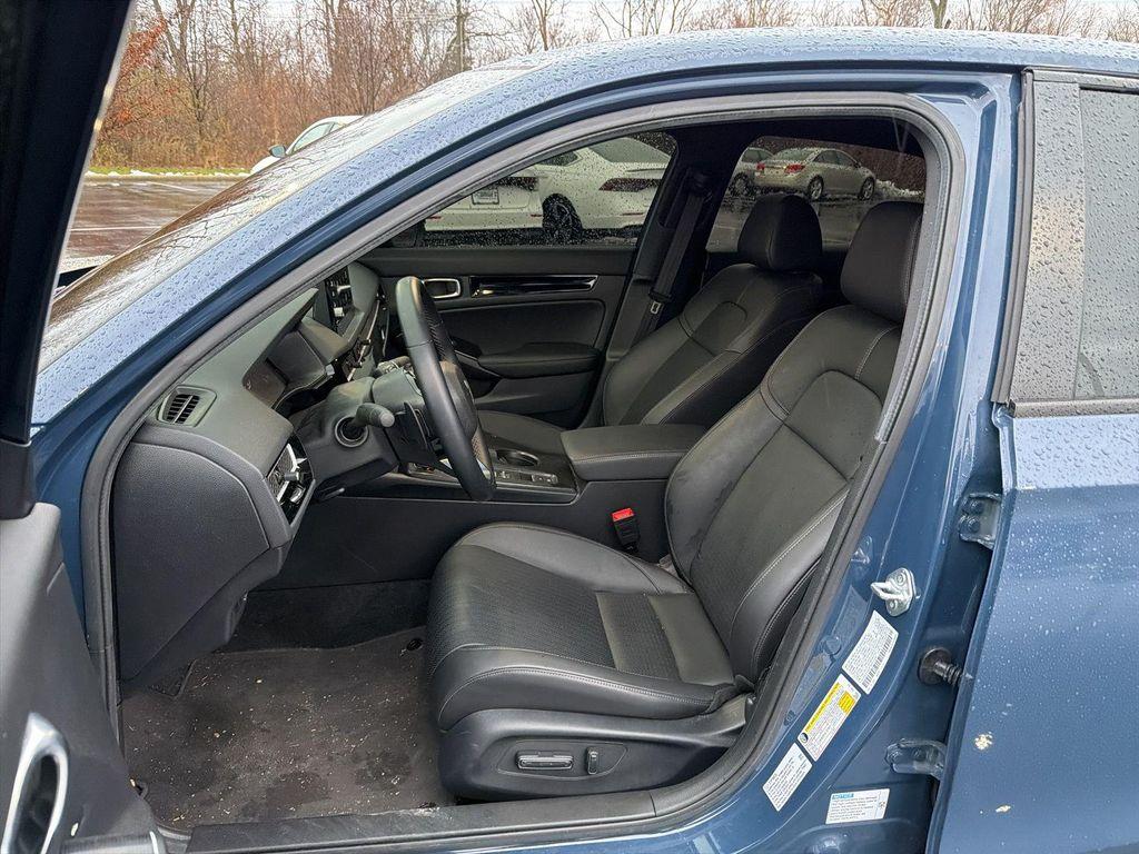 used 2025 Honda Civic Hybrid car, priced at $28,900