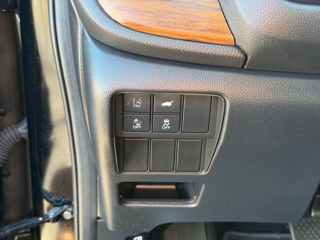 used 2019 Honda CR-V car, priced at $19,900