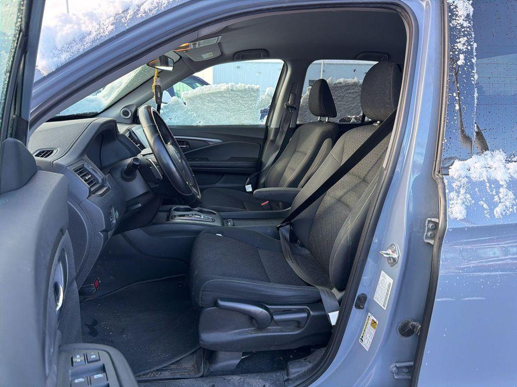 used 2023 Honda Ridgeline car, priced at $25,900