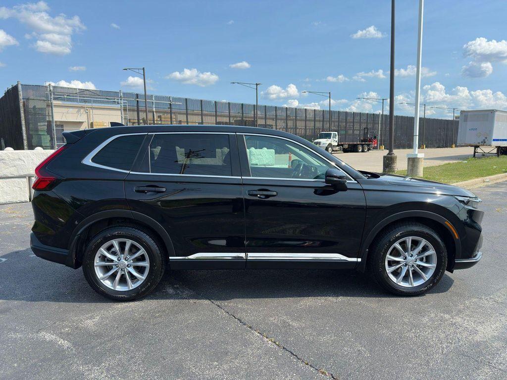used 2023 Honda CR-V car, priced at $30,800