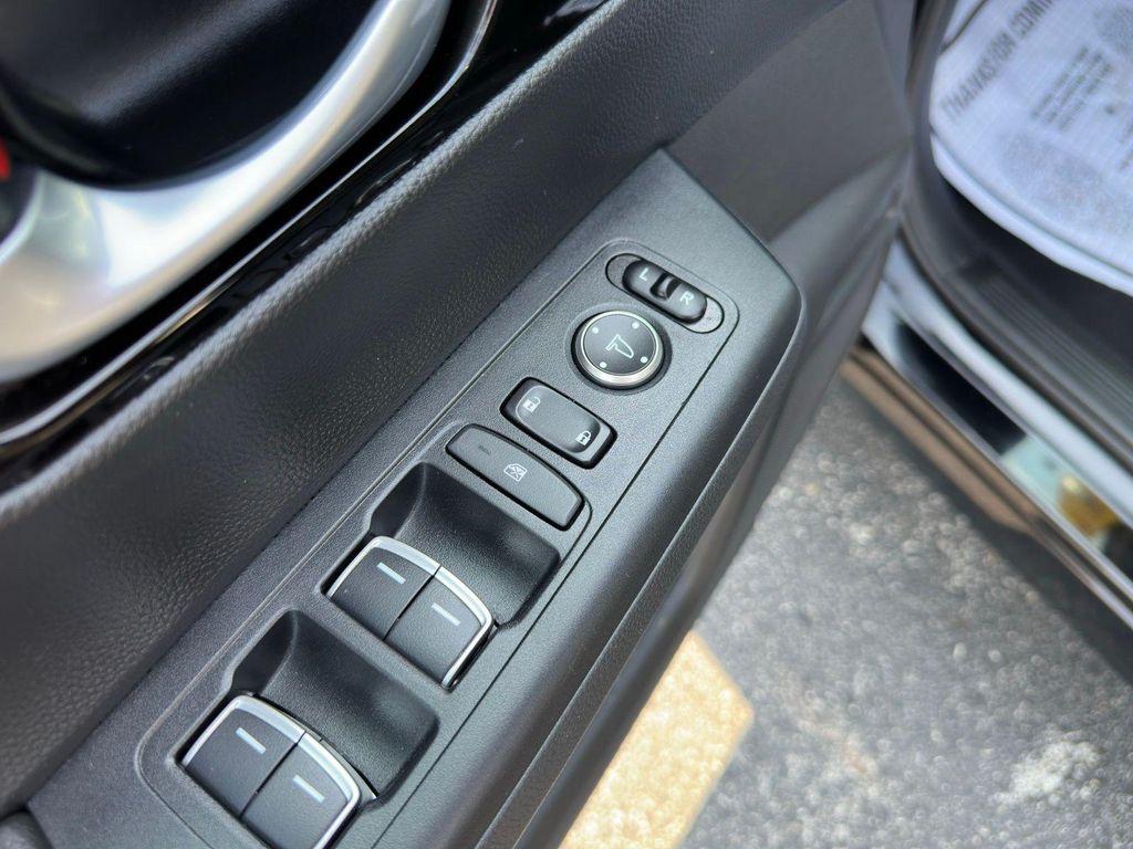 used 2023 Honda CR-V car, priced at $30,800