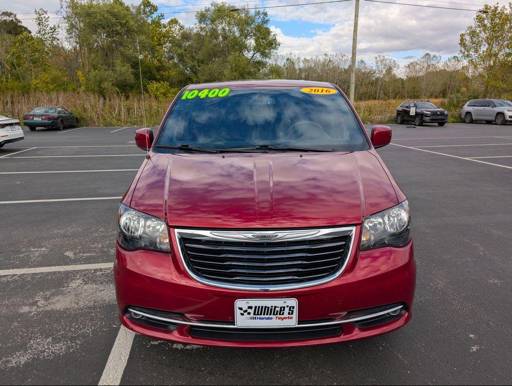 used 2016 Chrysler Town & Country car, priced at $10,400