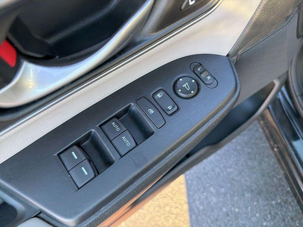 used 2022 Honda CR-V car, priced at $28,900