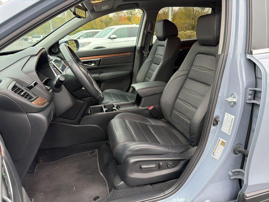 used 2022 Honda CR-V car, priced at $27,400