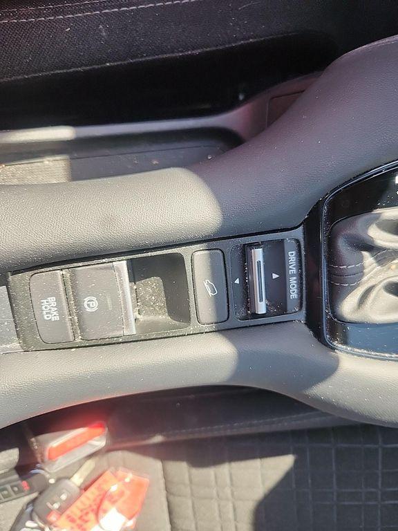 used 2025 Honda HR-V car, priced at $25,900
