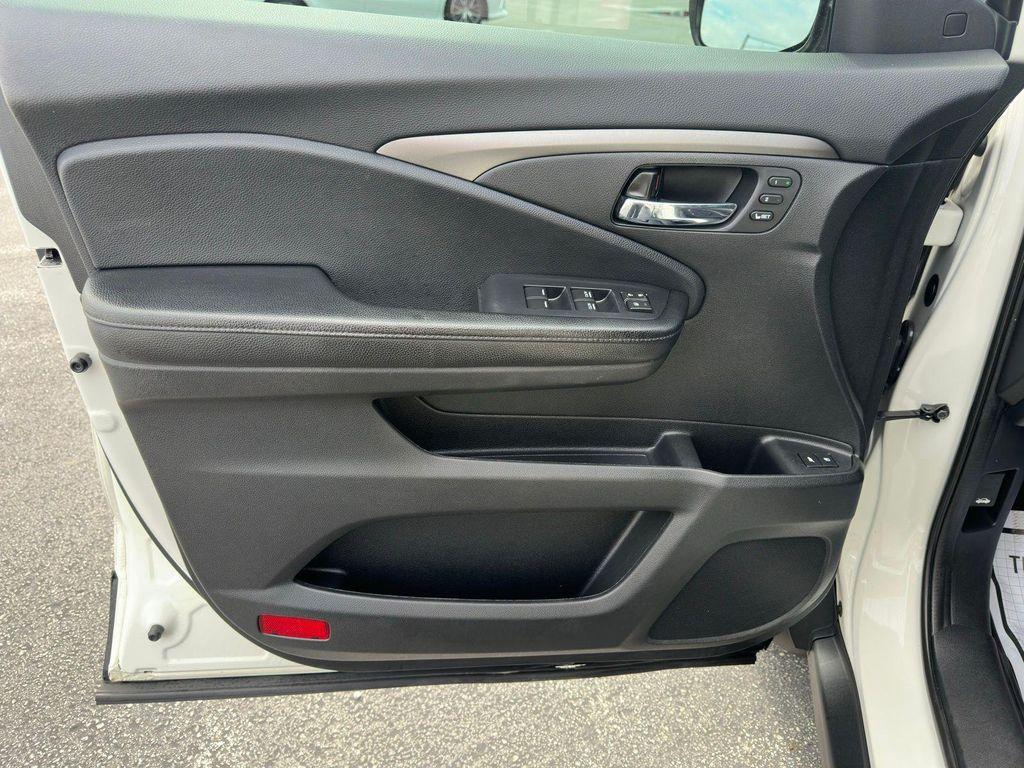 used 2019 Honda Pilot car, priced at $21,900