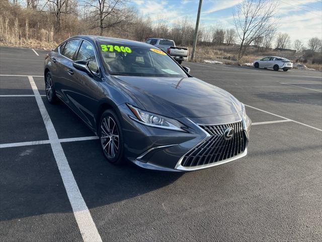 used 2023 Lexus ES 300h car, priced at $37,400