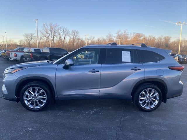 used 2022 Toyota Highlander Hybrid car, priced at $41,800