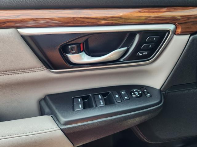 used 2022 Honda CR-V car, priced at $30,900