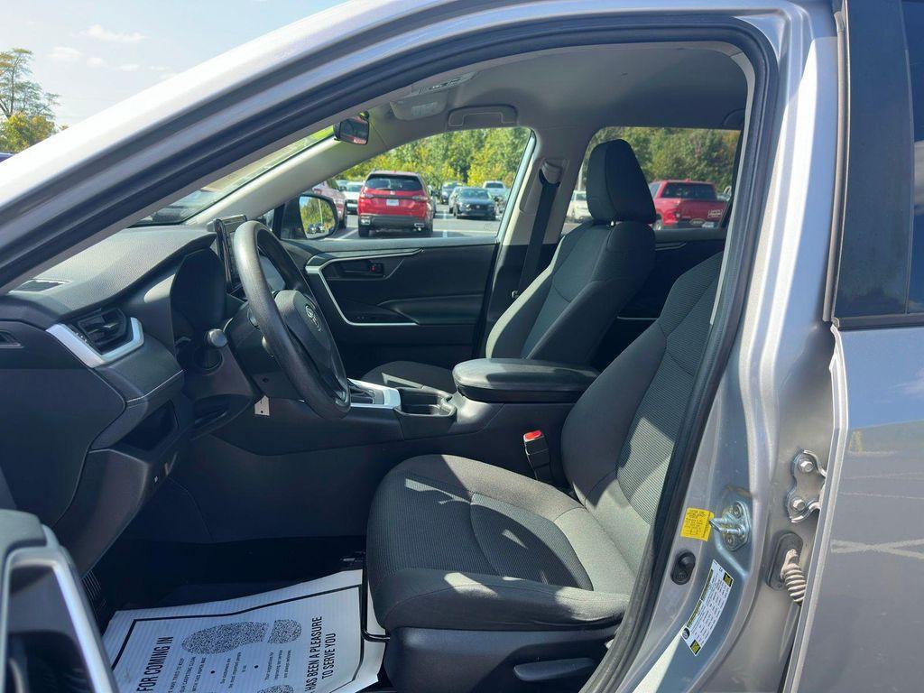 used 2021 Toyota RAV4 car, priced at $21,900