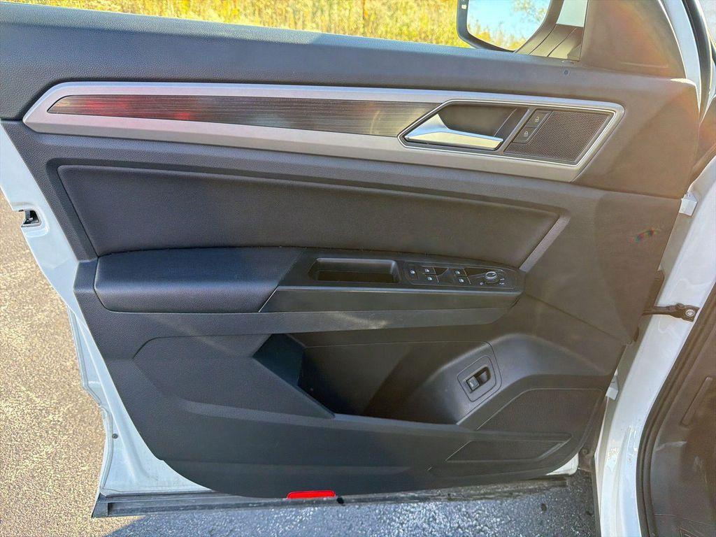 used 2019 Volkswagen Atlas car, priced at $17,900