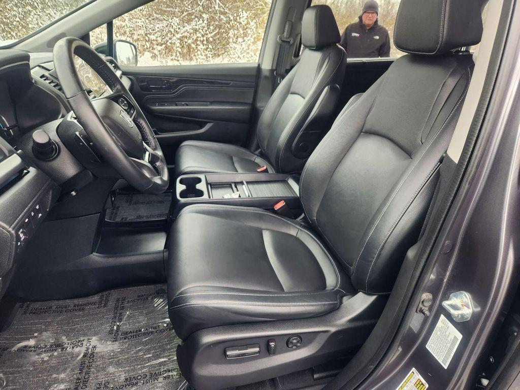 used 2024 Honda Odyssey car, priced at $39,100
