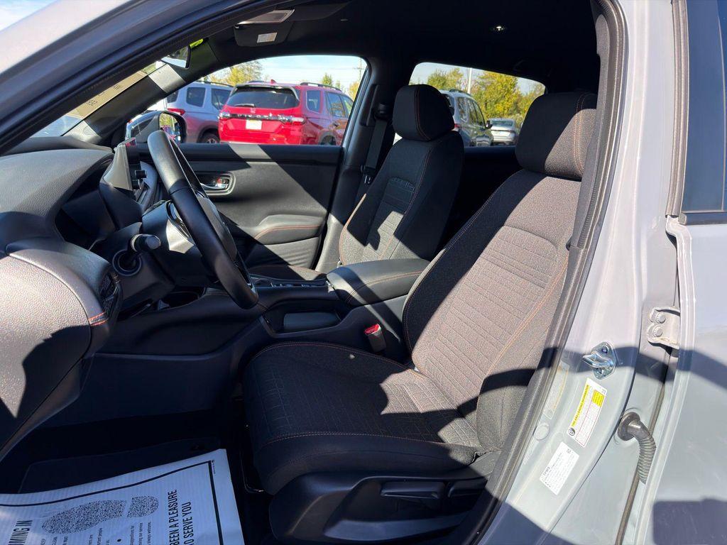 used 2025 Honda HR-V car, priced at $27,800