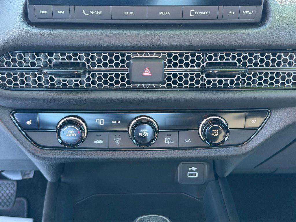 used 2025 Honda HR-V car, priced at $27,800
