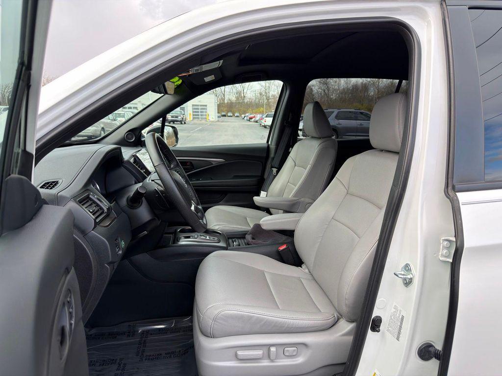 used 2023 Honda Passport car, priced at $33,900