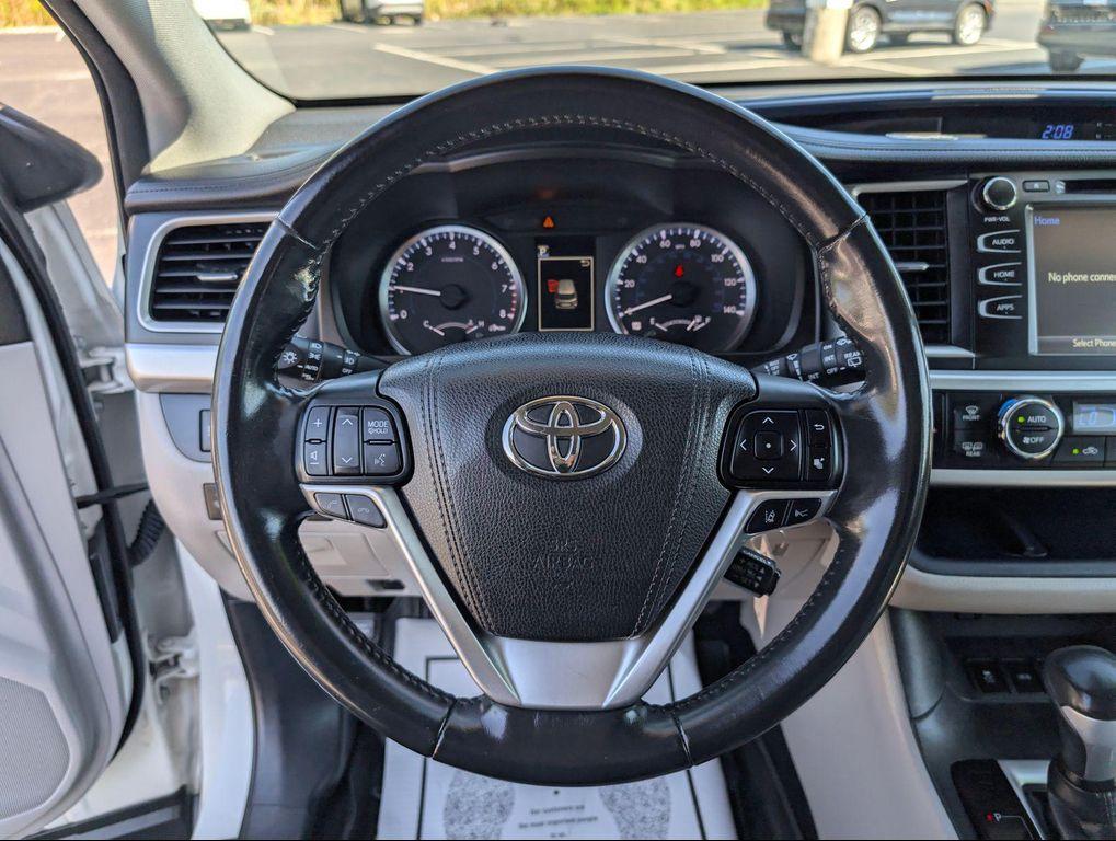 used 2017 Toyota Highlander car, priced at $15,900