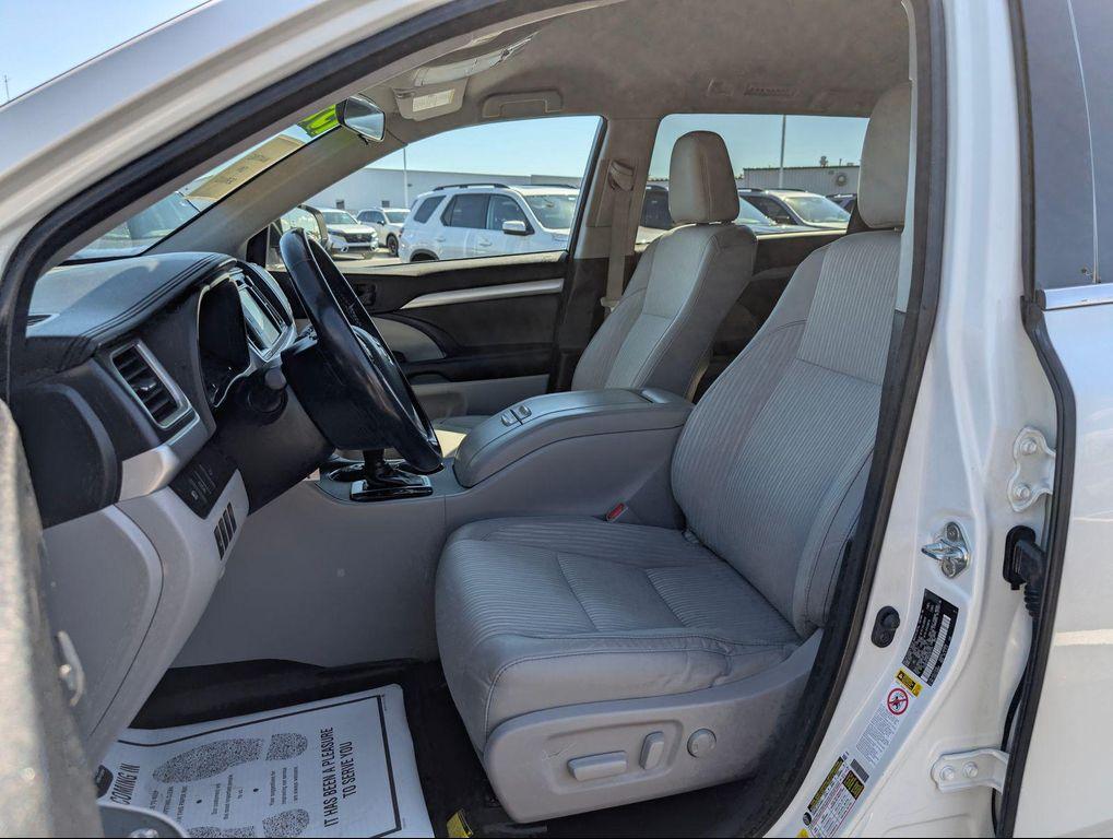 used 2017 Toyota Highlander car, priced at $15,900