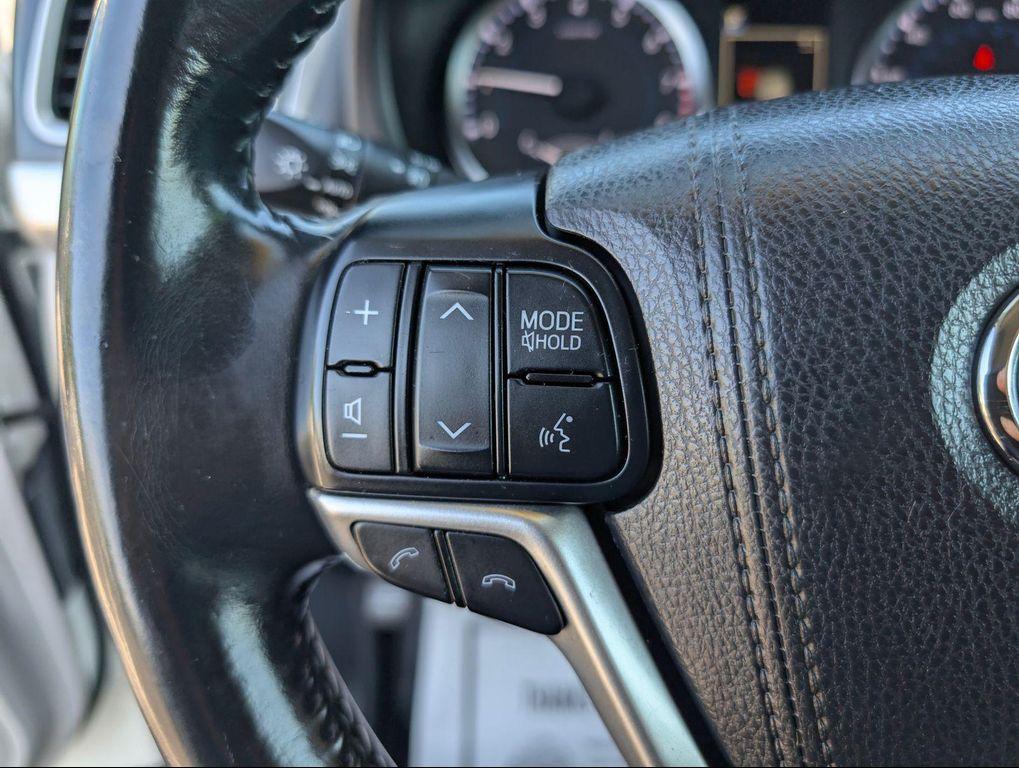 used 2017 Toyota Highlander car, priced at $15,900