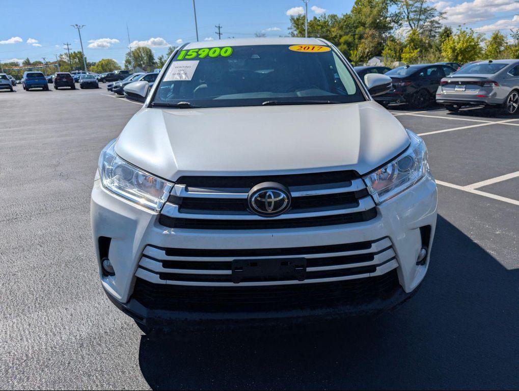 used 2017 Toyota Highlander car, priced at $15,900