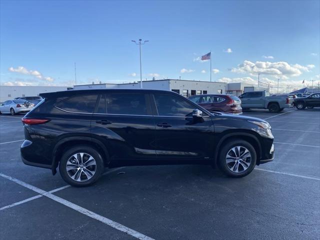 used 2023 Toyota Highlander Hybrid car, priced at $44,900